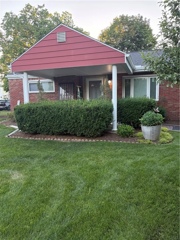 Unit for sale at 610 Thorn St, Sewickley, PA 15143