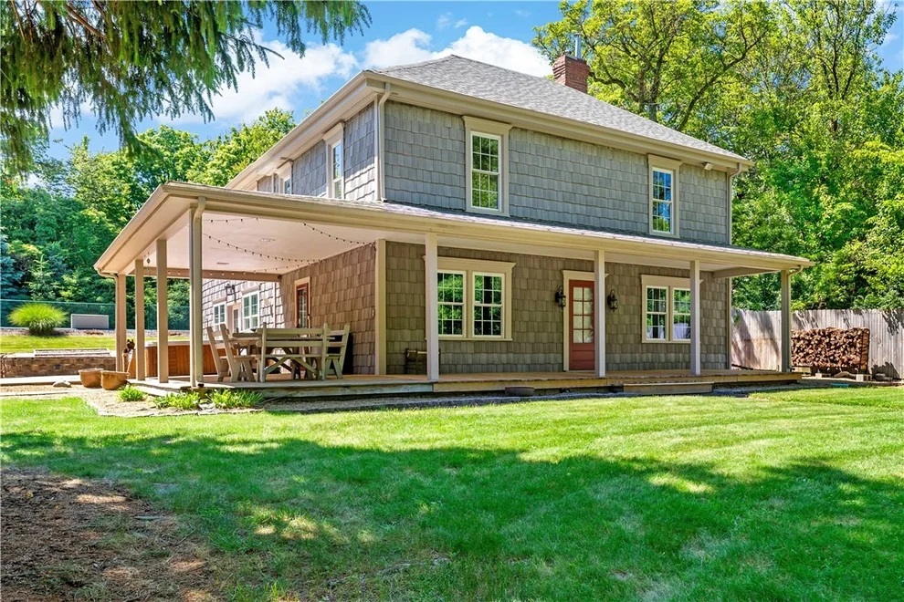Unit for sale at 4021 BAKERSTOWN RD, Richland, PA 15044