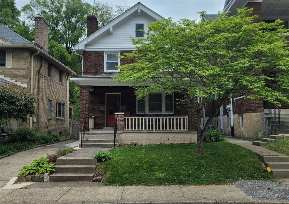 Unit for sale at 319 Carnegie Pl, Point Breeze, PA 15208