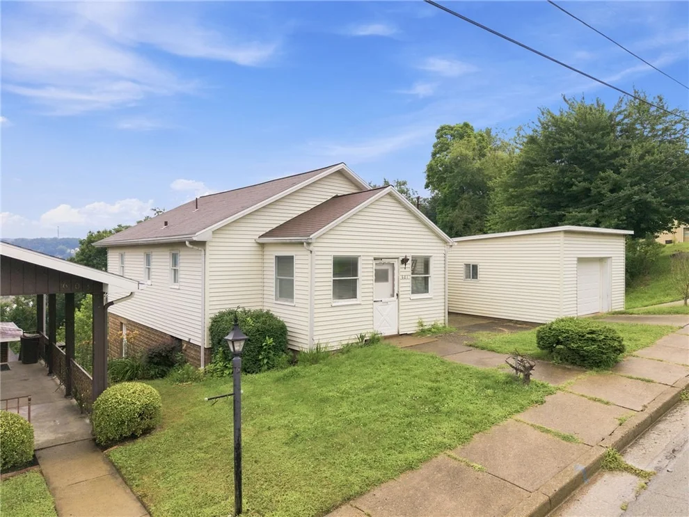 Unit for sale at 601 Highland Avenue, Jeannette, PA 15644