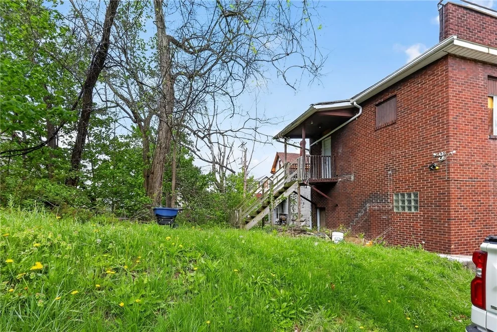 Unit for sale at 3204 Versailles Ave, McKeesport, PA 15132