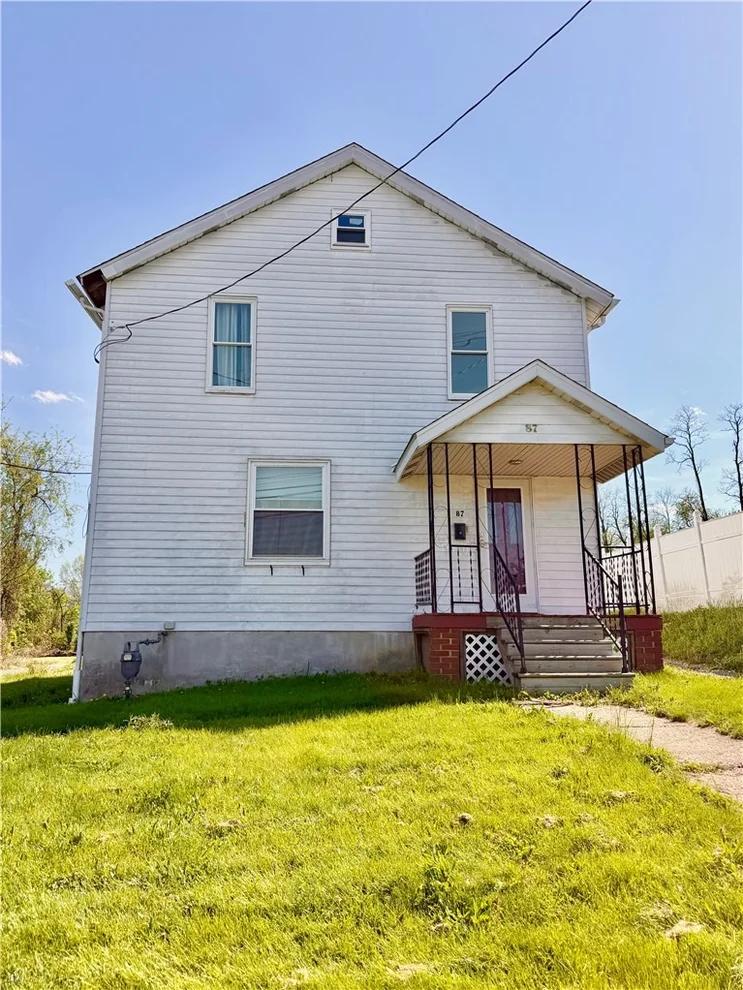 Unit for sale at 87 Delaware Ave, Uniontown, PA 15401