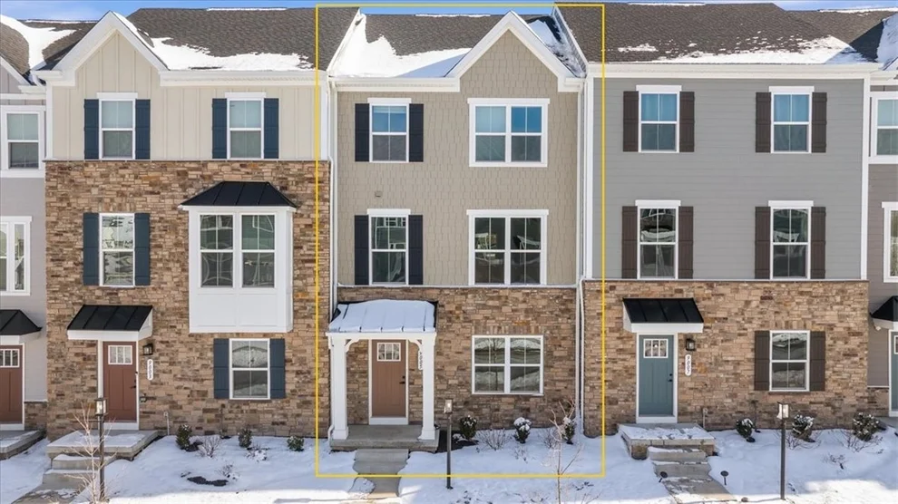 Unit for sale at 9005 Hickory Rd, Pine Twp, PA 15044