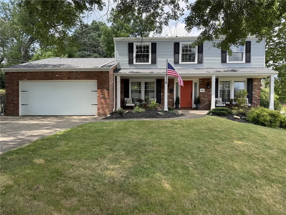 Unit for sale at 1365 Old Meadow Rd, Upper St Clair, PA 15241