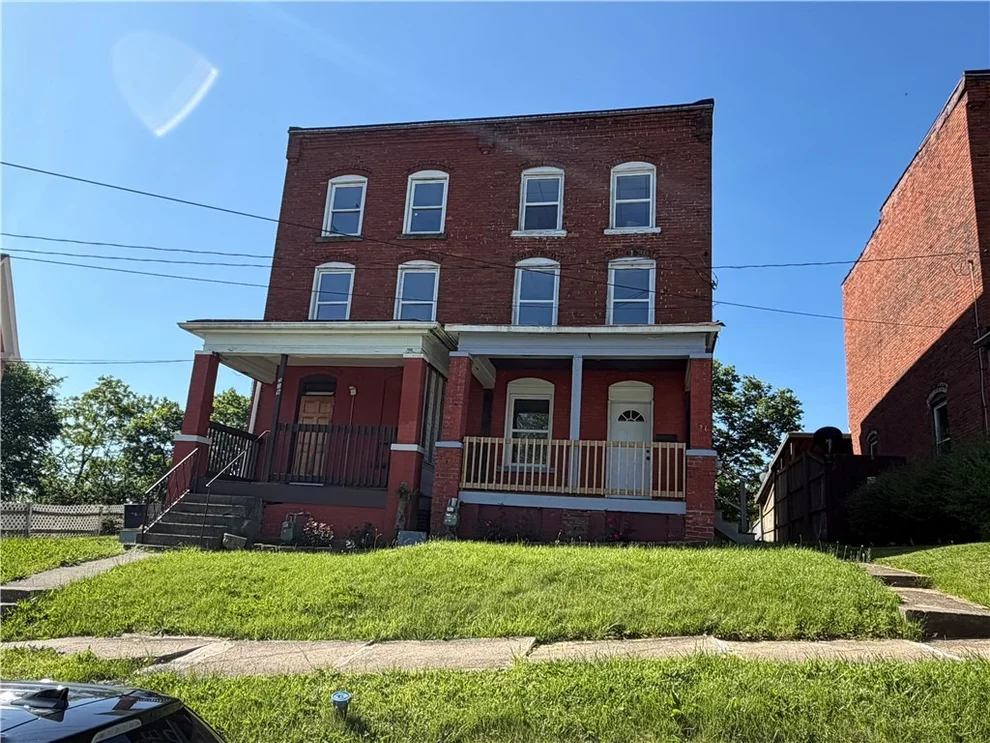 Unit for sale at 519-521 1st St, Charleroi Boro, PA 15022