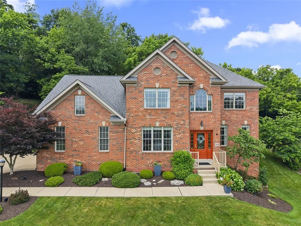 Unit for sale at 4016 Rustic Woods Dr, Jefferson Hills, PA 15025