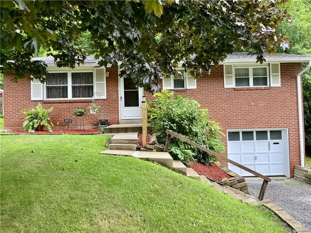 Unit for sale at 2072 Holiday Park Dr, Plum Boro, PA 15239