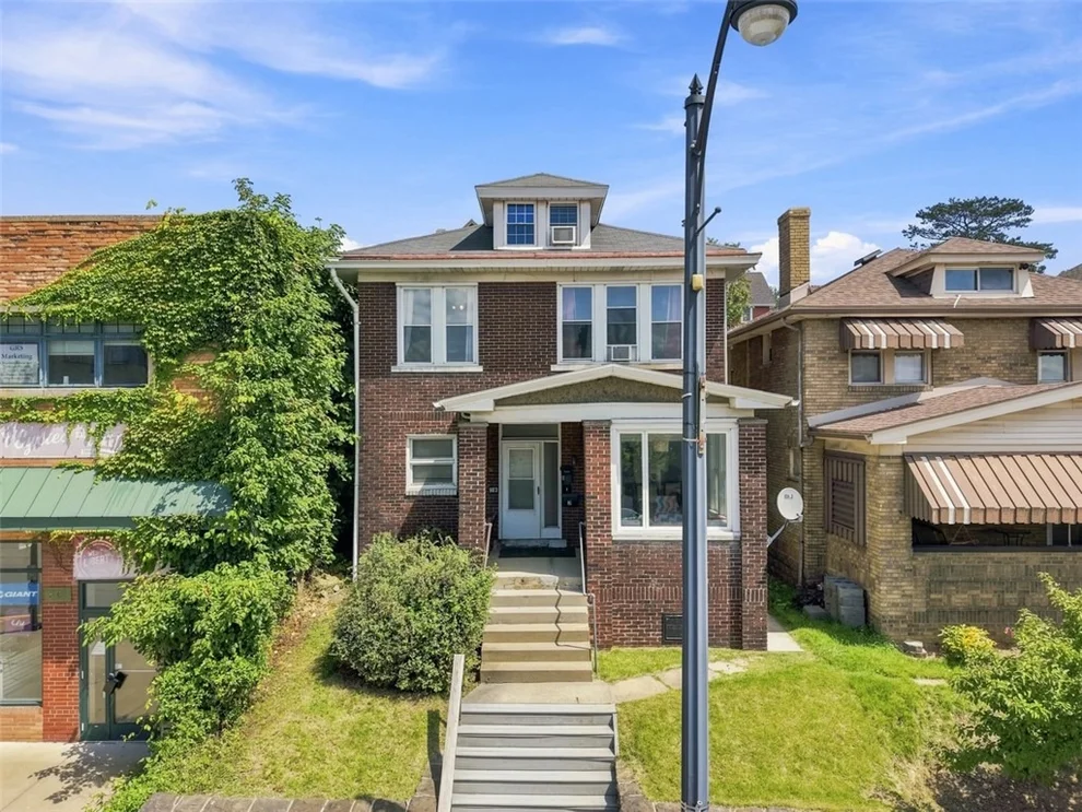 Unit for sale at 803 Brookline Blvd, Brookline, PA 15226