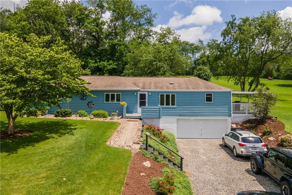 Unit for sale at 8 Leasure Way, Cecil, PA 15321