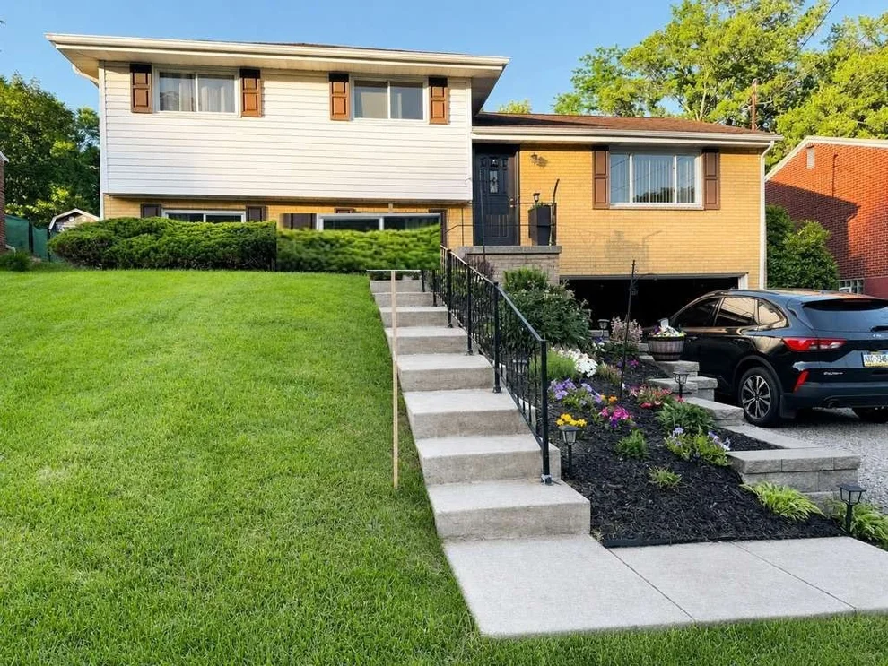 Unit for sale at 222 McKenzie Dr, Penn Hills, PA 15235