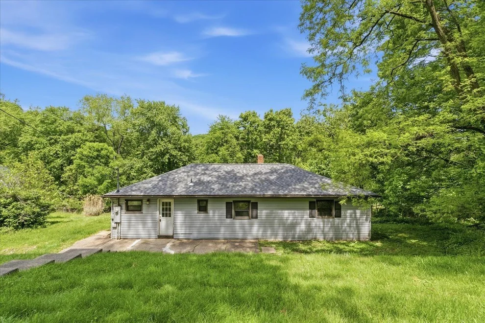 Unit for sale at 216 Magill Road, Zelienople Boro, PA 16063