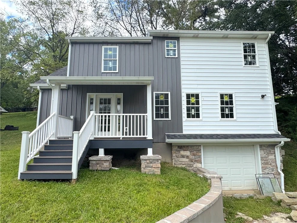 Unit for sale at 7651 Pennsylvania Ave, North Huntingdon, PA 15501