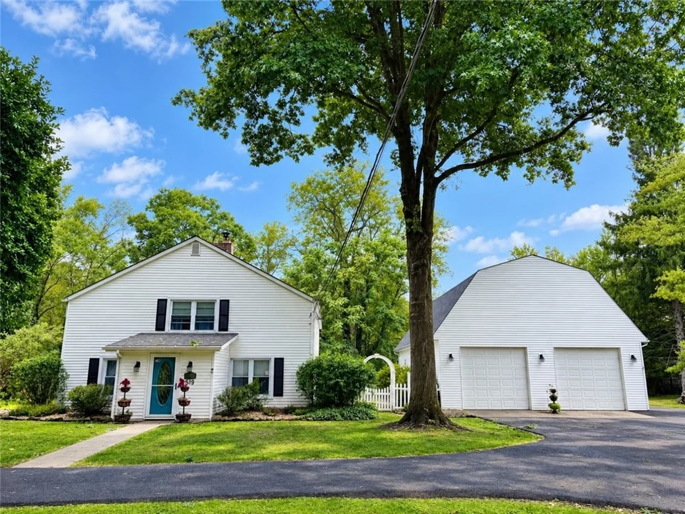 Unit for sale at 519 Pulaski Rd, Shenango Twp, PA 16143