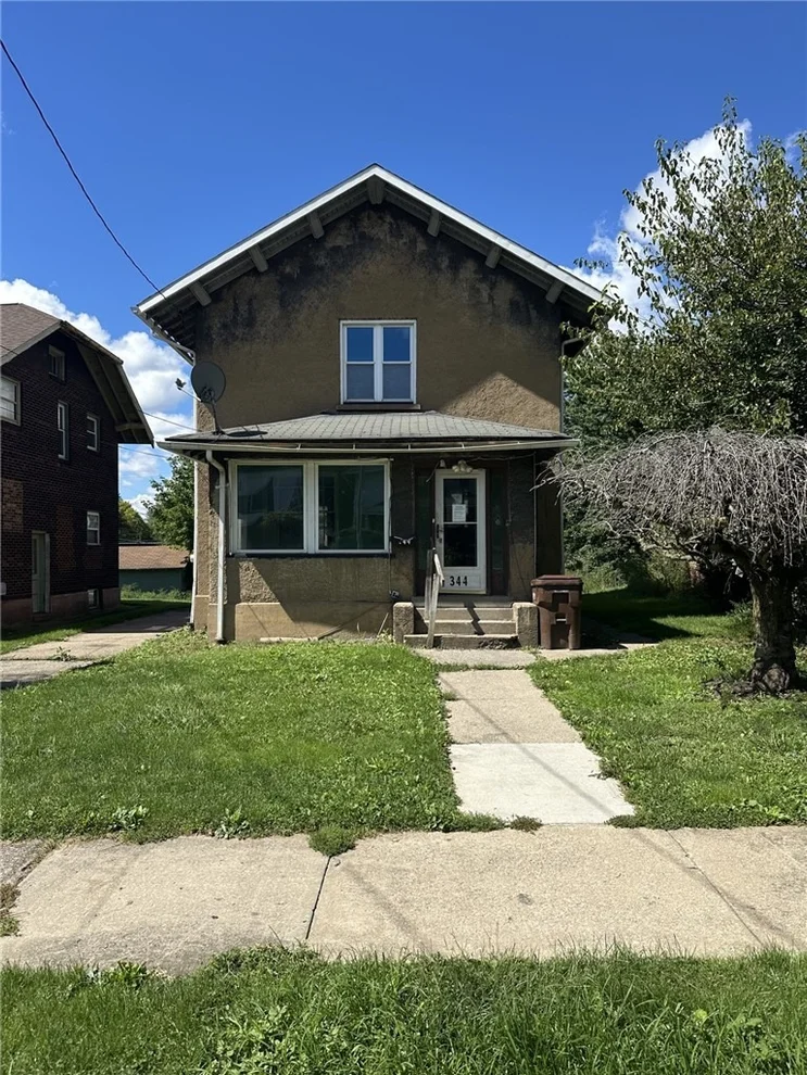 Unit for sale at 344 Shenango Blvd, Farrell, PA 16121