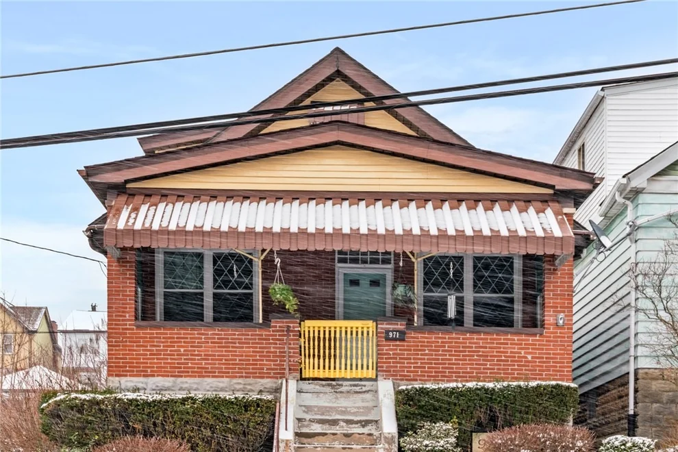 Unit for sale at 971 Norwich Ave, Brookline, PA 15226