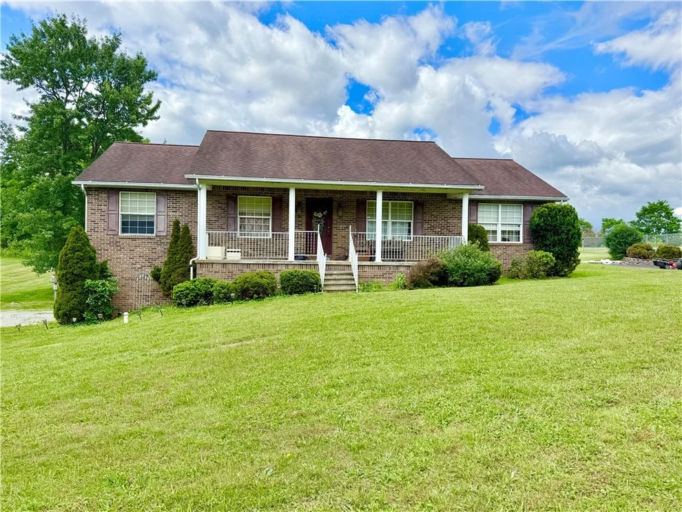 Unit for sale at 271 Burgess Field Road, Georges Twp, PA 15401