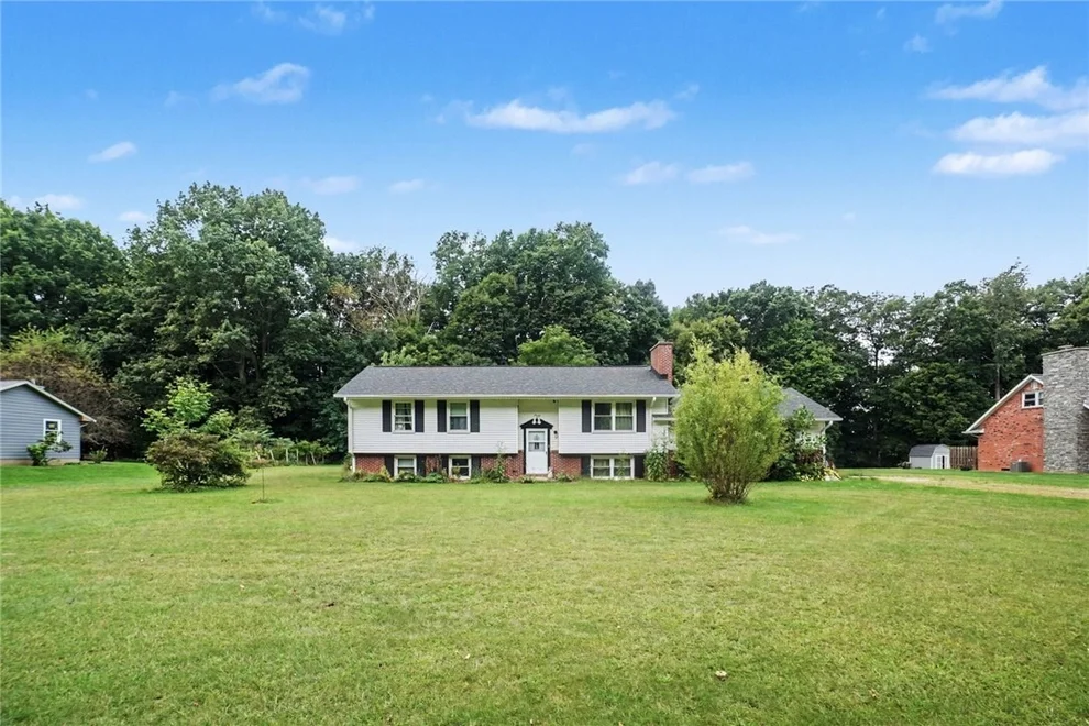 Unit for sale at 1364 Maple Ave, Lake City, PA 16423