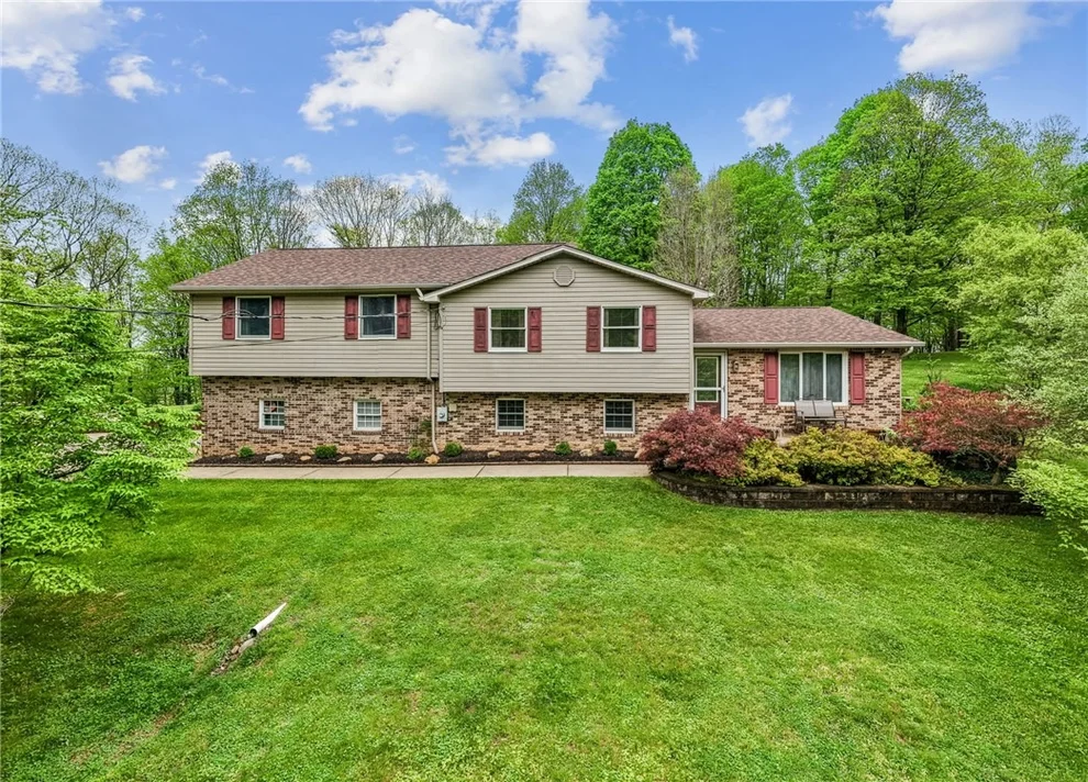 Unit for sale at 502 Christopher Road, Salem Twp, PA 15670
