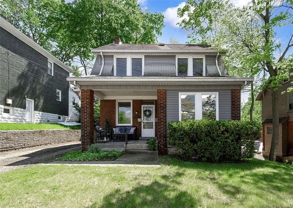 Unit for sale at 267 Academy Ave, Mt Lebanon, PA 15228