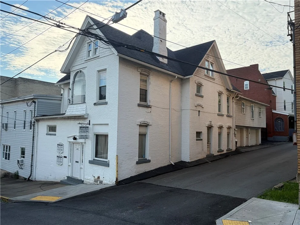 Unit for sale at 149 Chess, Monongahela, PA 15063