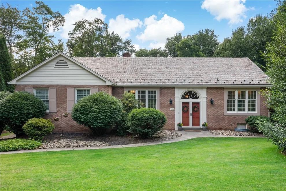 Unit for sale at 2650 QUAIL HILL DR, Upper St Clair, PA 15241