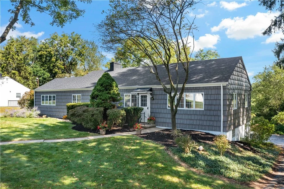 Unit for sale at 2511 FIFE DRIVE, Upper St Clair, PA 15241