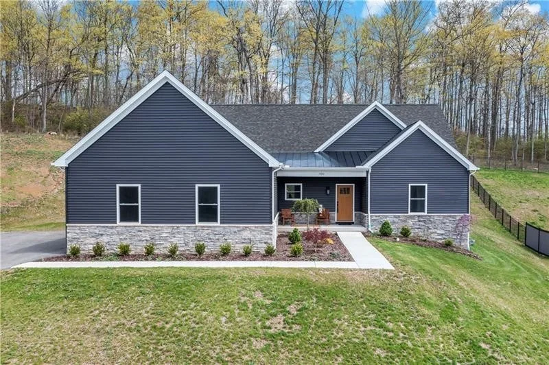 Unit for sale at 300 TIMBERLINE DR, N Franklin Twp, PA 15301