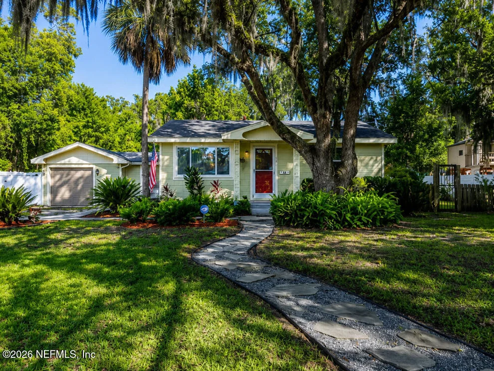 Unit for sale at 204 BAYARD Street, Green Cove Springs, FL 32043