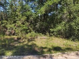Unit for sale at 210 DUVAL Drive, Interlachen, FL 32148