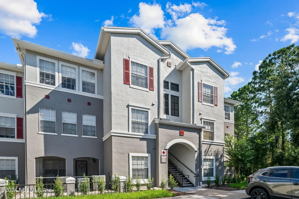 Unit for sale at 3591 KERNAN Boulevard S, Jacksonville, FL 32224