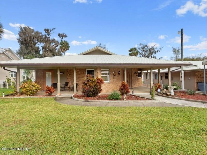 Unit for sale at 242 PORT COMFORT Drive, East Palatka, FL 32131