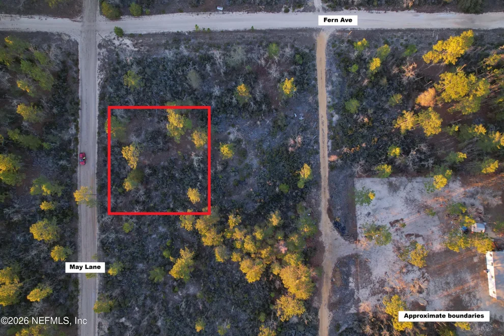 Unit for sale at 352 MAY Lane, Interlachen, FL 32148