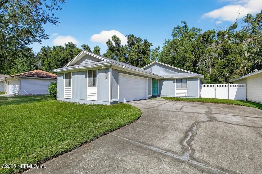 Unit for sale at 8253 LAKE WOODBOURNE Drive E, Jacksonville, FL 32217