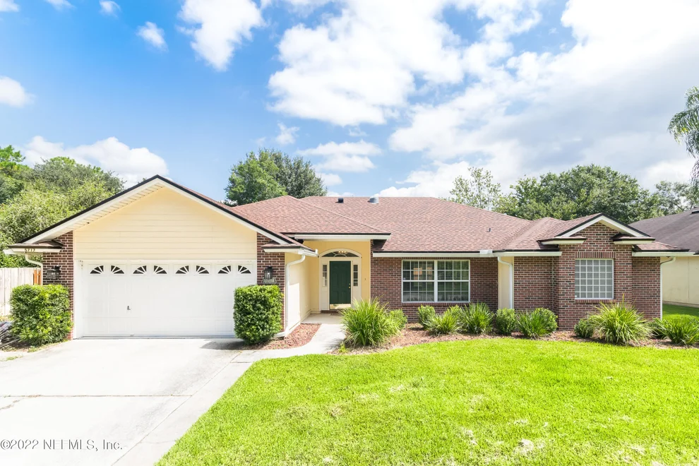 Unit for sale at 5717 S LAKE FERN Drive, Jacksonville, FL 32258