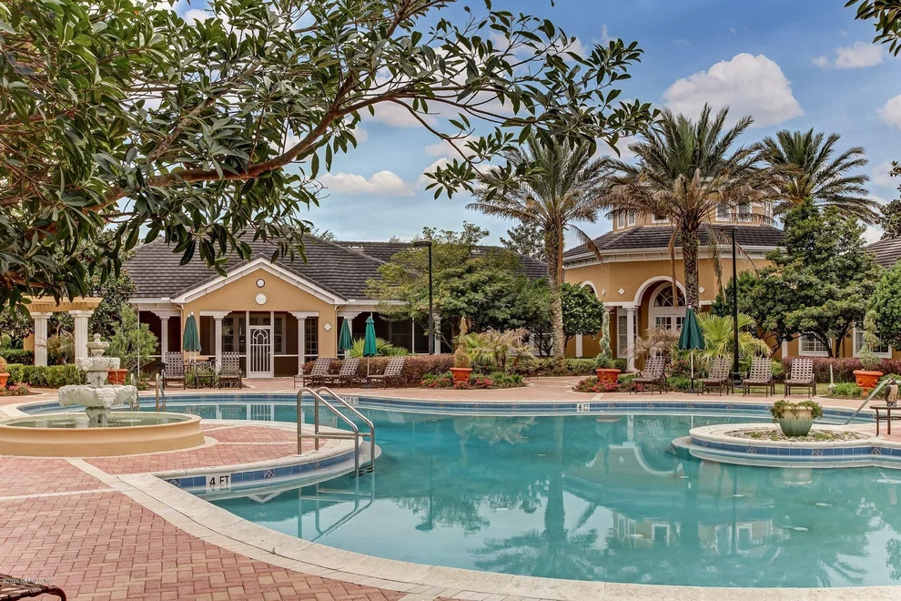 Unit for sale at 10075 GATE Parkway, Jacksonville, FL 32246