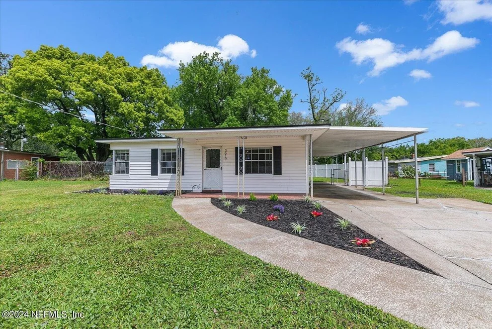 Unit for sale at 3619 ROSETREE Drive, Jacksonville, FL 32207