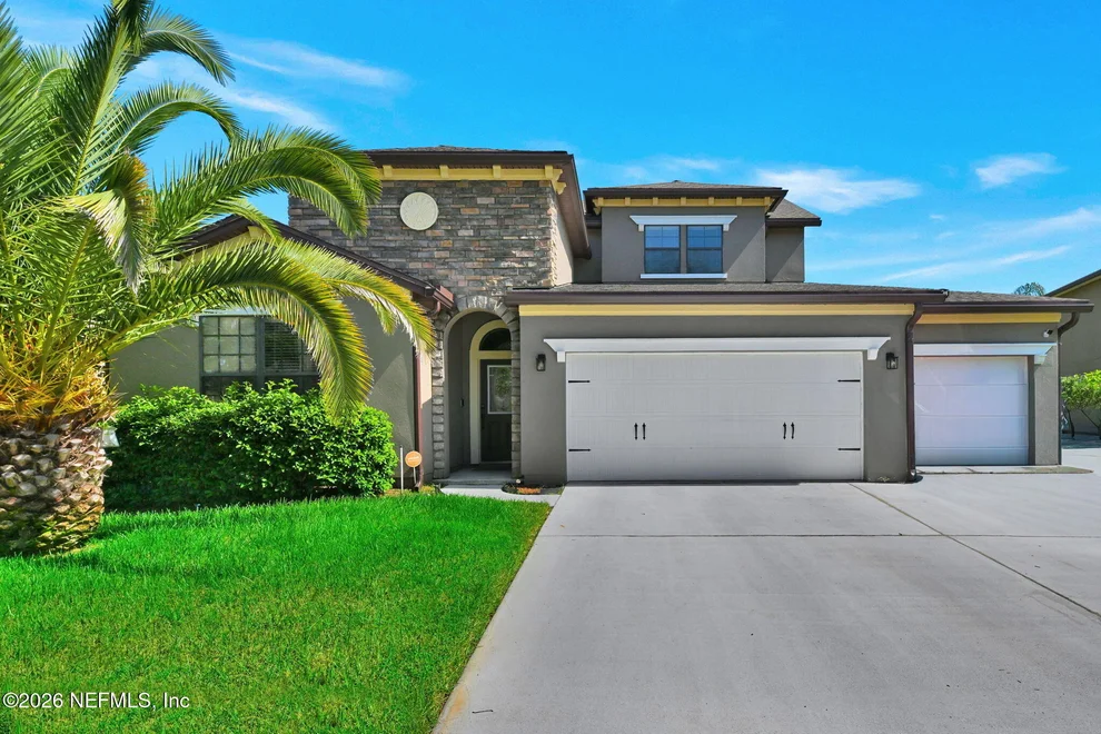 Unit for sale at 549 AMBER CREEK Drive, Jacksonville, FL 32218