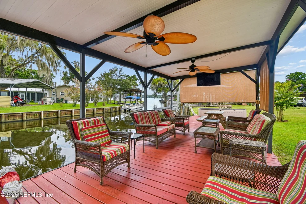 Unit for sale at 113 S LAKE GEORGE Drive, Georgetown, FL 32139