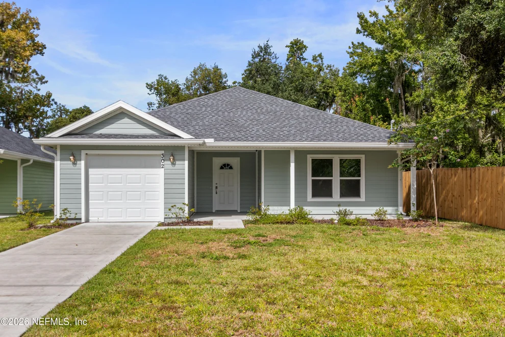 Unit for sale at 302 S 14TH Street, Palatka, FL 32177