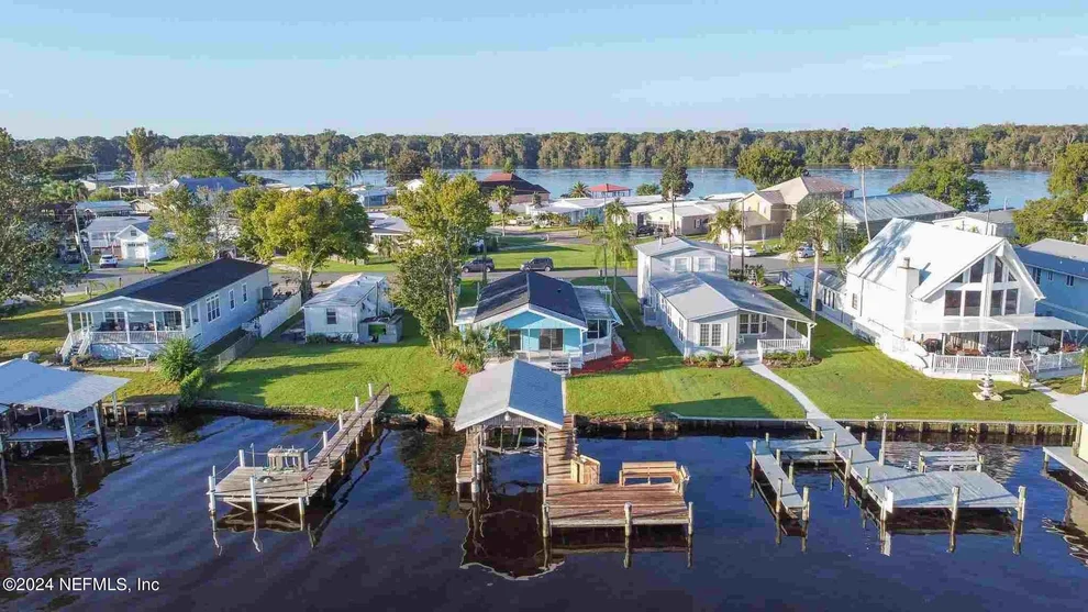 Unit for sale at 198 SPORTSMAN Drive, Welaka, FL 32189