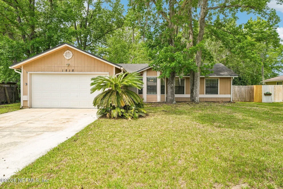 Unit for sale at 1818 FARM Way, Middleburg, FL 32068