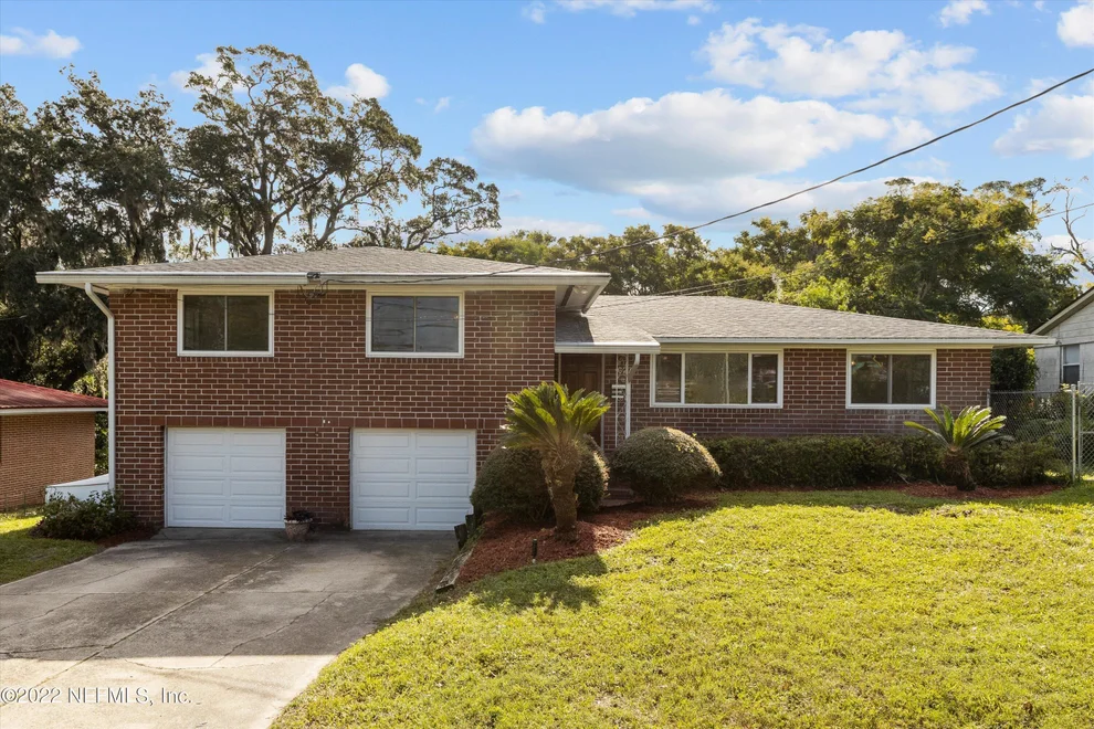 Unit for sale at 627 BROOKMONT Avenue E, Jacksonville, FL 32211