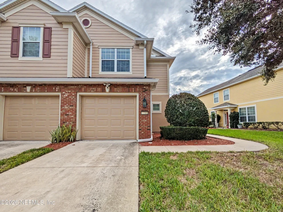 Unit for sale at 6908 ROUNDLEAF Drive, Jacksonville, FL 32258
