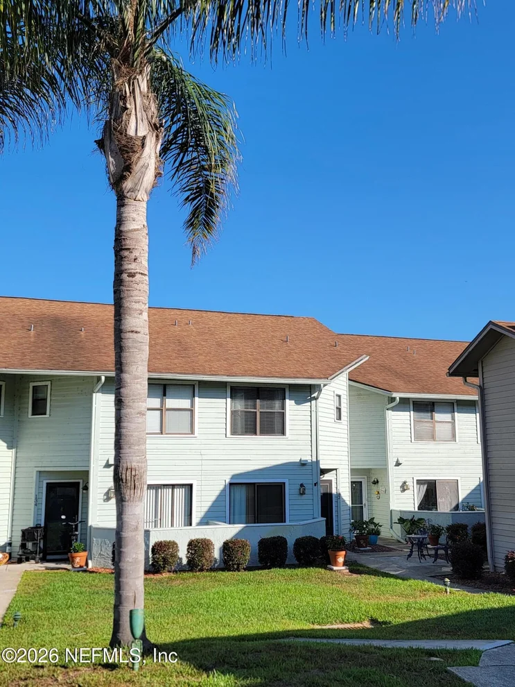 Unit for sale at 132 GOVERNOR Street, Green Cove Springs, FL 32043