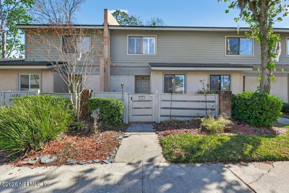 Unit for sale at 7701 BAYMEADOWS Circle W, Jacksonville, FL 32256