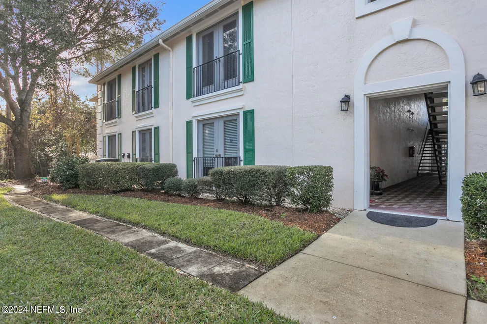 Unit for sale at 13715 RICHMOND PARK Drive N, Jacksonville, FL 32224
