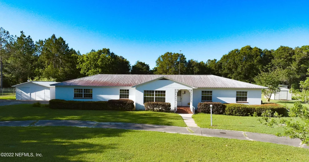Unit for sale at 23946 NE SR 16, Raiford, FL 32083