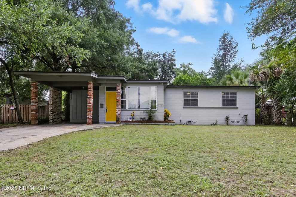 Unit for sale at 6815 S LOTUS Road, Jacksonville, FL 32211