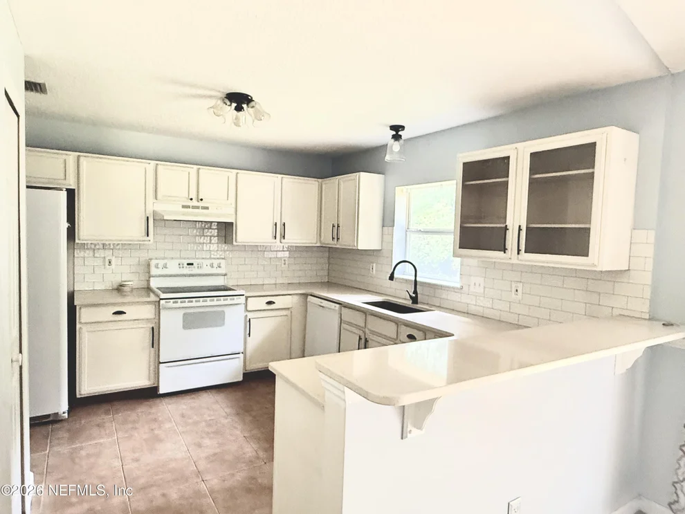 Unit for sale at 135 SORREL Street, Middleburg, FL 32068