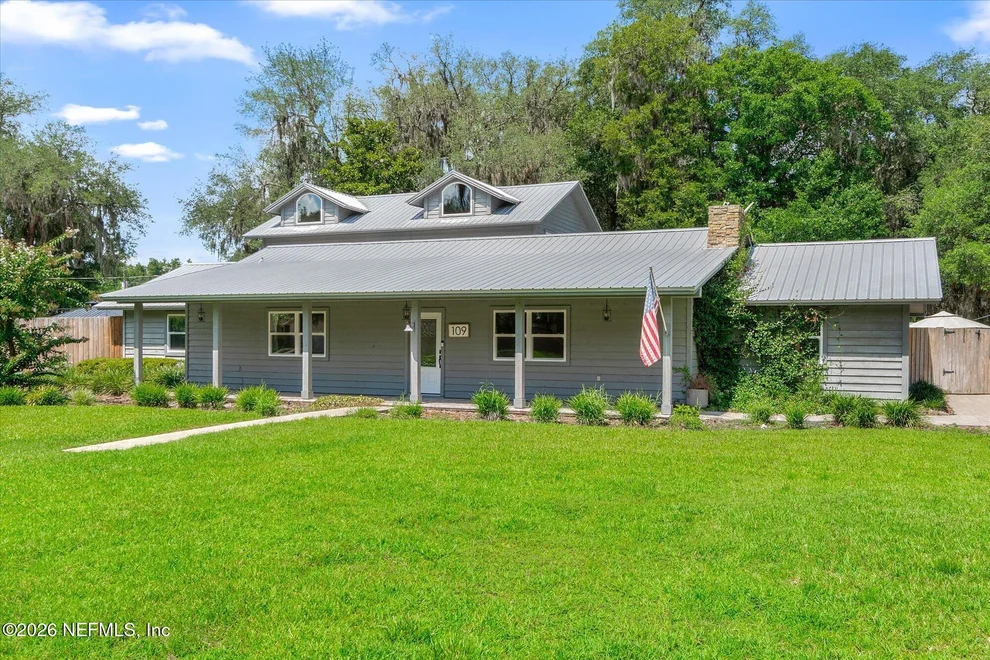 Unit for sale at 109 OAK TREE Lane, Palatka, FL 32177